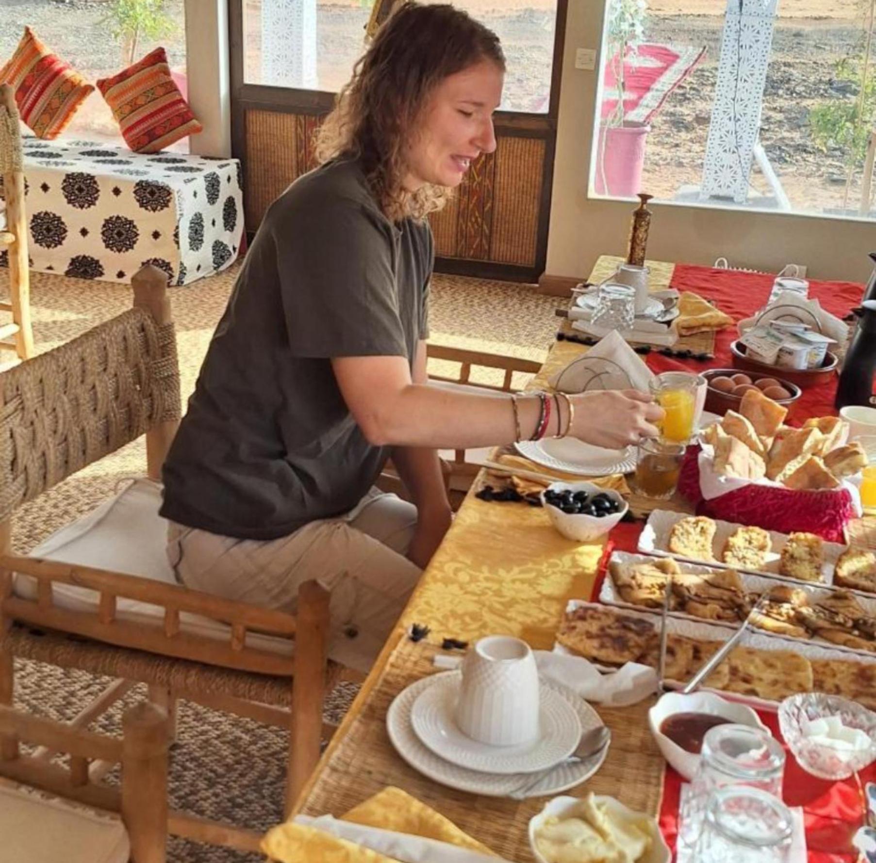 לינה וארוחת בוקר מרזאוגה Luxury Bedouin Camp מראה חיצוני תמונה