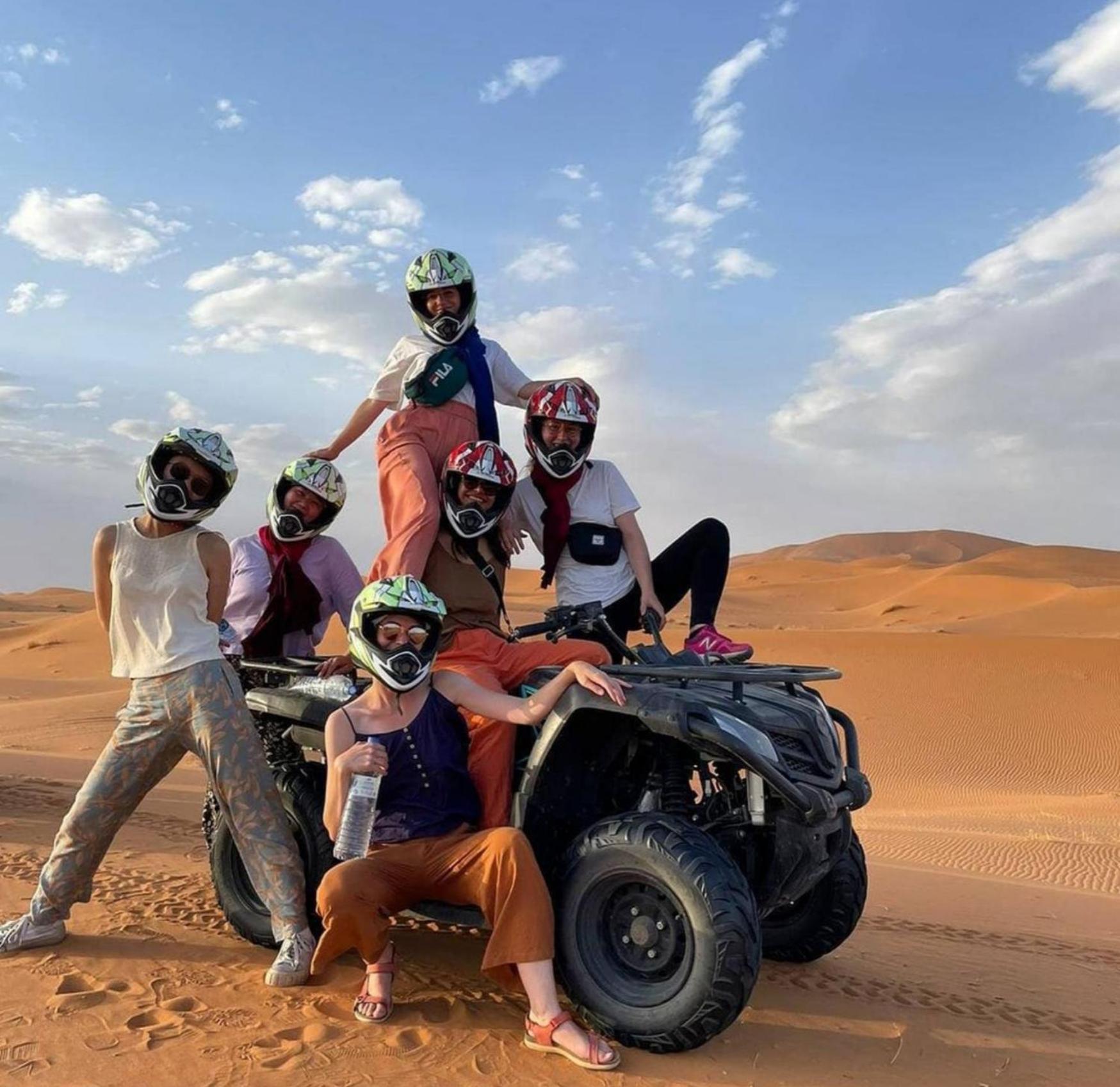 לינה וארוחת בוקר מרזאוגה Luxury Bedouin Camp מראה חיצוני תמונה