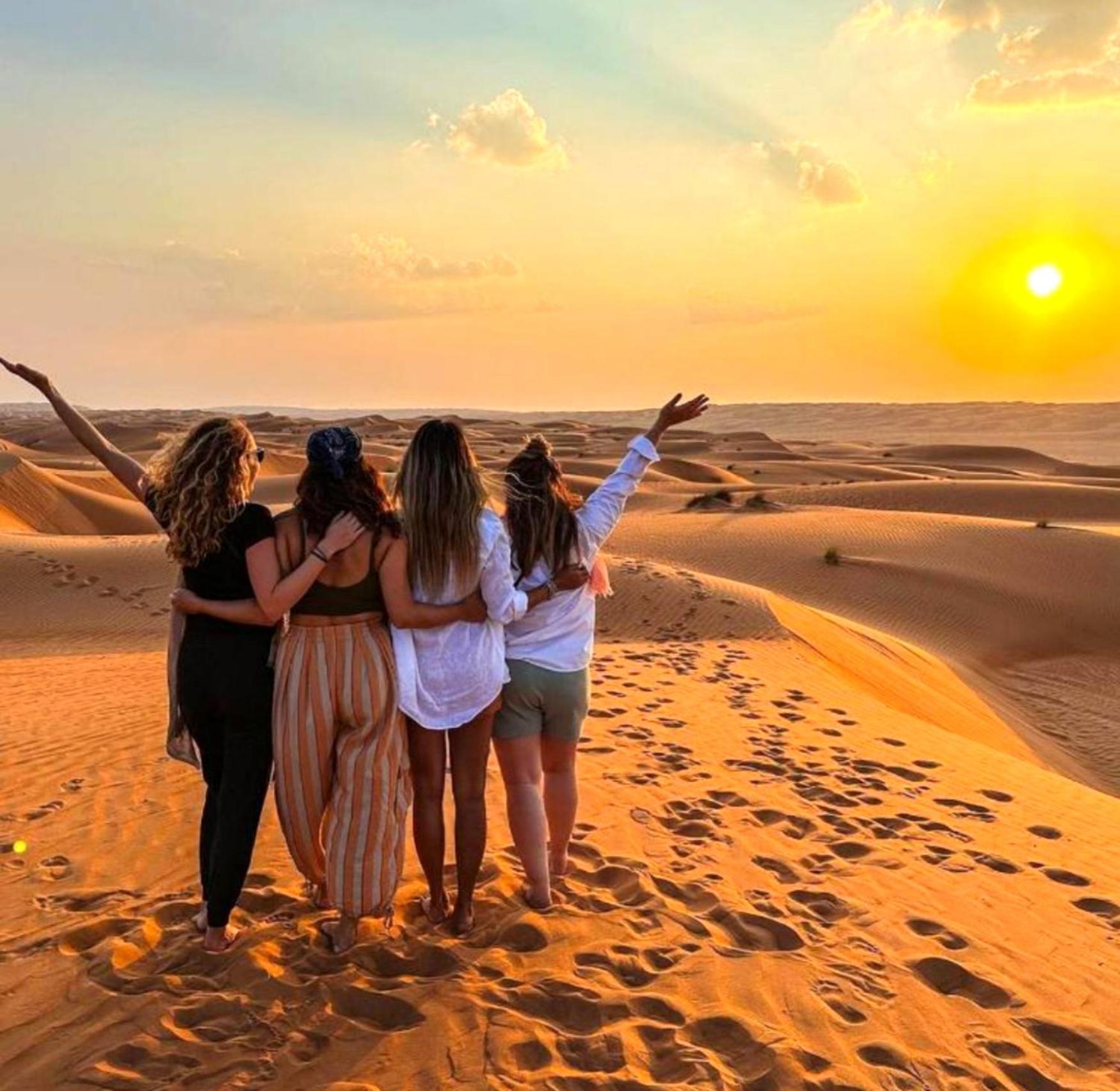 לינה וארוחת בוקר מרזאוגה Luxury Bedouin Camp מראה חיצוני תמונה