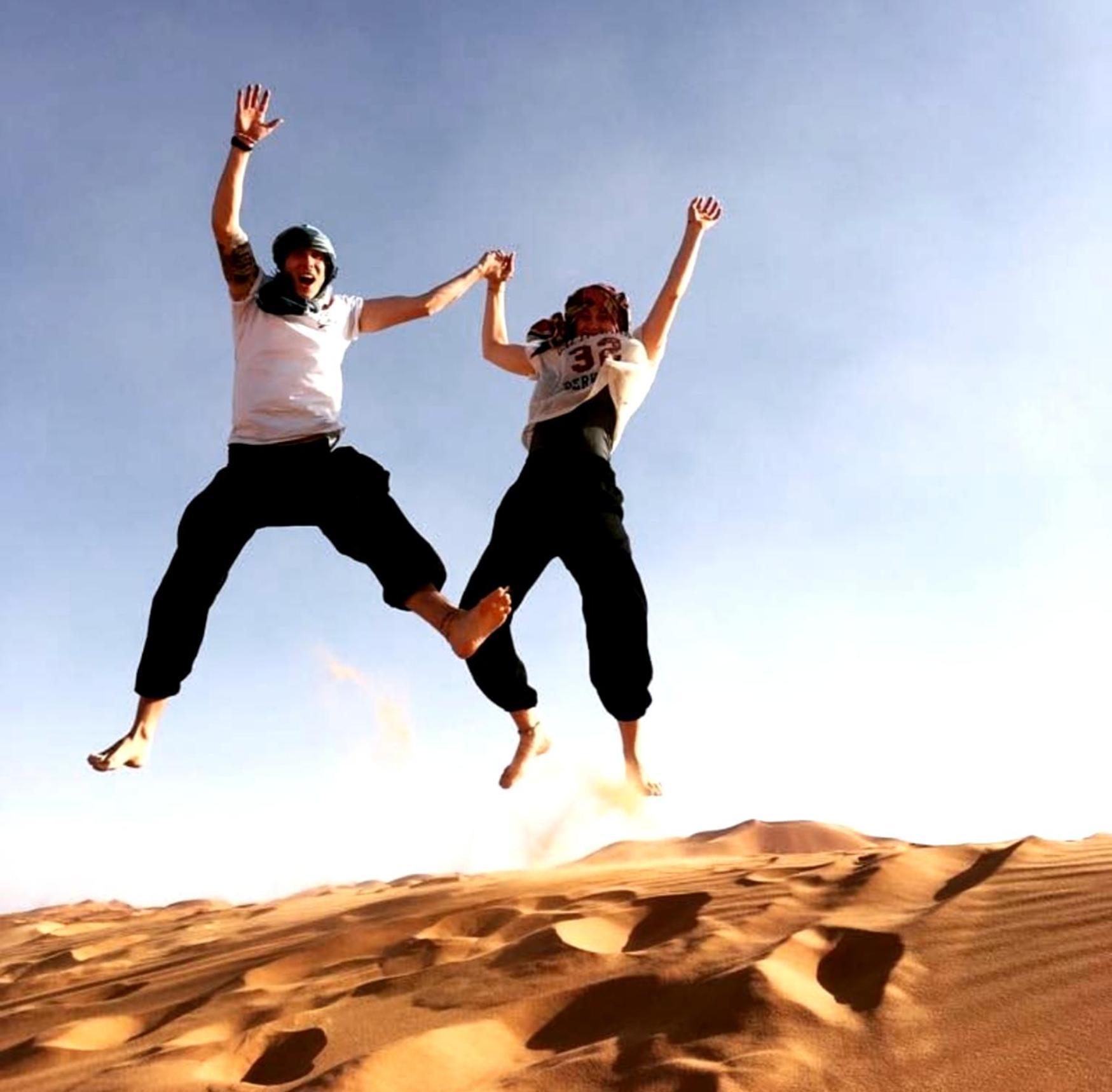 לינה וארוחת בוקר מרזאוגה Luxury Bedouin Camp מראה חיצוני תמונה