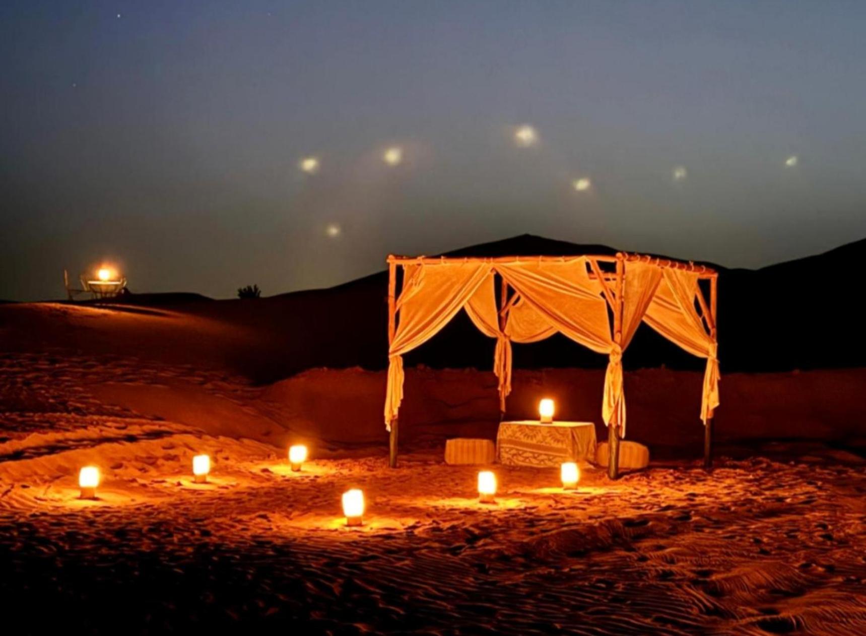 לינה וארוחת בוקר מרזאוגה Luxury Bedouin Camp מראה חיצוני תמונה